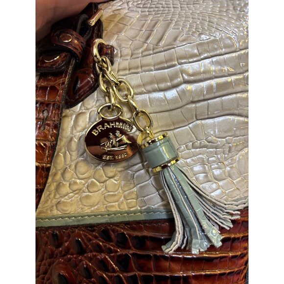 Brahmin Shoulder Purse In Bone & Brown Croc Embossed Leather - Picture 7 of 9